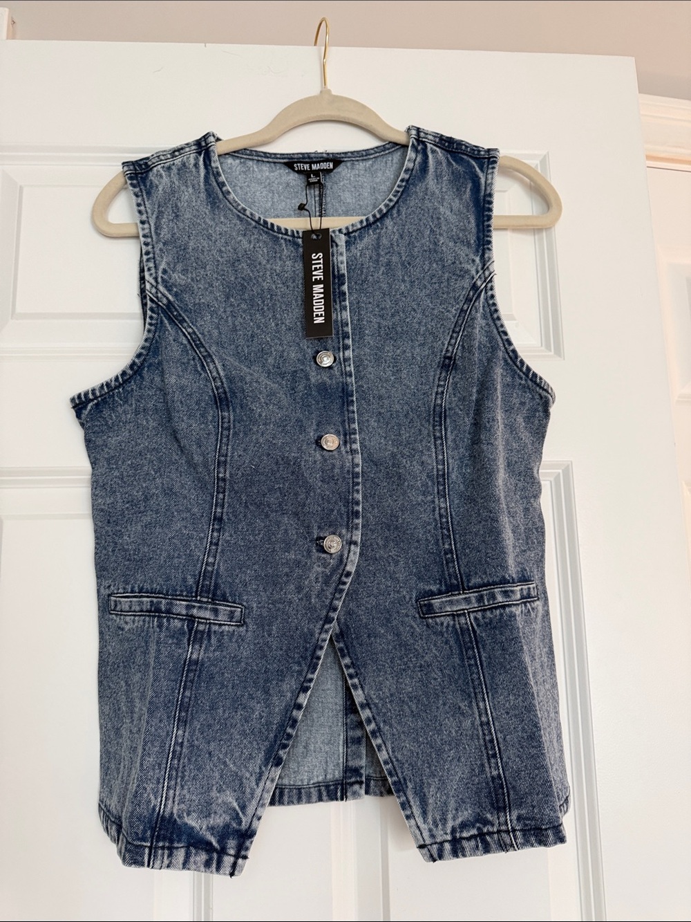 Steve Madden Women’s Washed Denim Button Vest - Washed Blue